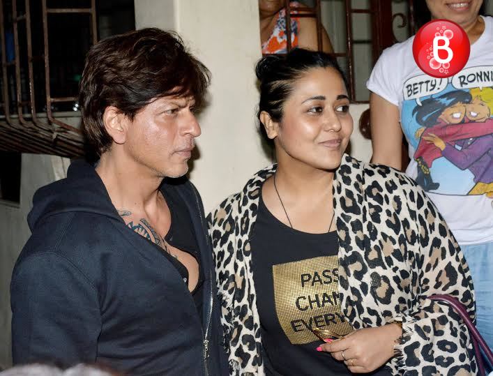 Woah! Did Shah Rukh Khan get inked on his chest for his next?