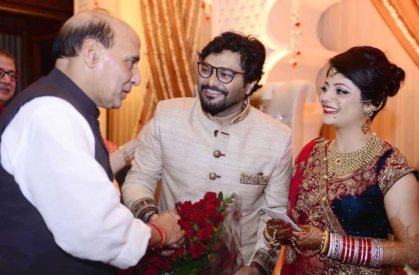 PICS: Babul Supriyo ties the knot with Rachna Sharma in a lavish wedding ceremony