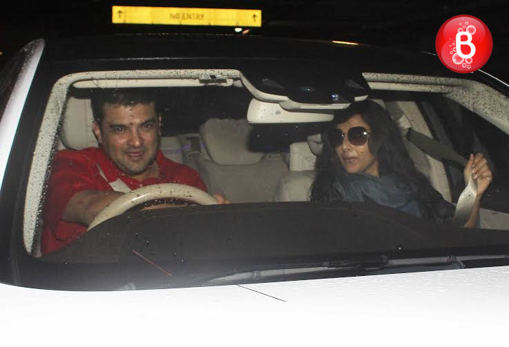 Vidya Balan and Siddharth Roy Kapur snapped together at airport