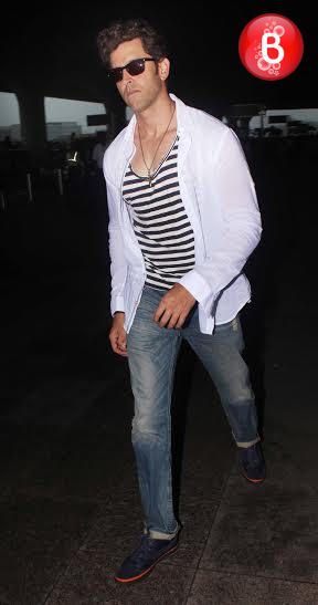 Hrithik Roshan snapped at airport