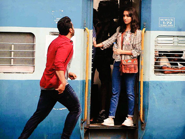 Arjun Kapoor and Shraddha Kapoor's new still from 'Half Girlfriend' sets