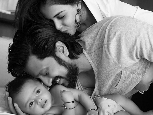 Ritesi Deshmukh, Genelia D'Souza and son