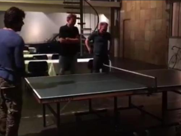 Shah Rukh Khan's nail-biting Ping Pong match in Amsterdam is so fun to watch!
