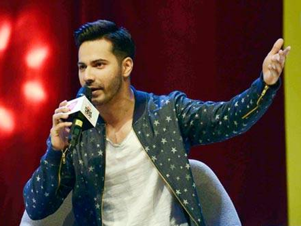 varun-dhawan-wishing-modi