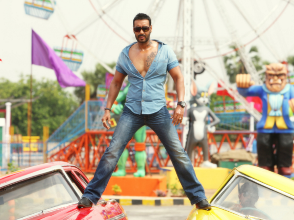 Ajay Devgn in Golmaal 2