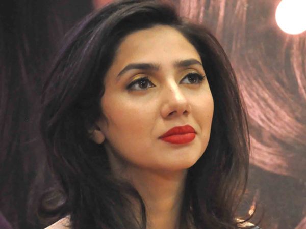 Mahira Khan shares a post on her Facebook account