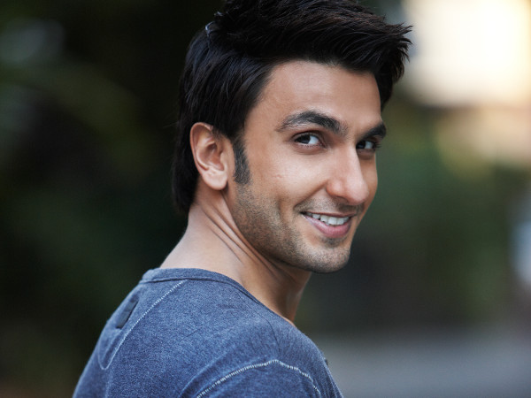 THIS actress wants to hook up with Ranveer Singh