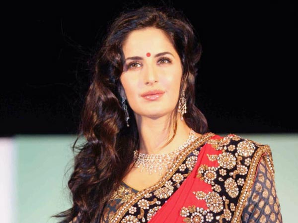 Katrina Kaif Swoons Hearts In A Red-Hued Gharara Set Worth Rs. 70K At  Ramesh Taurani's Diwali Party