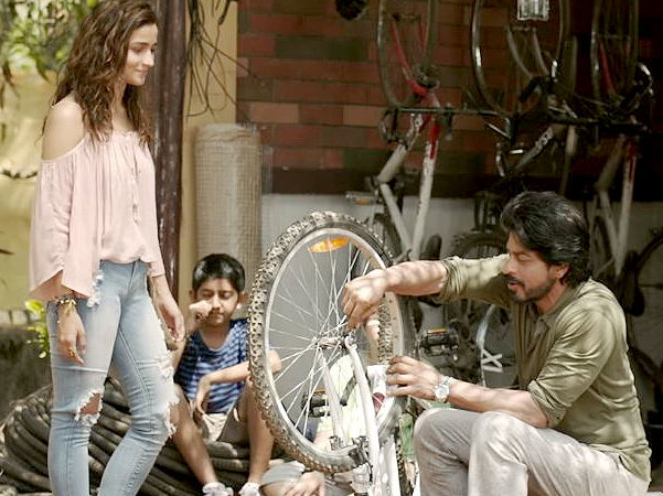 Shah Rukh Khan and Alia Bhatt