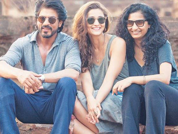 Monday box office business of Shah Rukh Khan and Alia Bhatt starrer 'Dear Zindagi' is decent