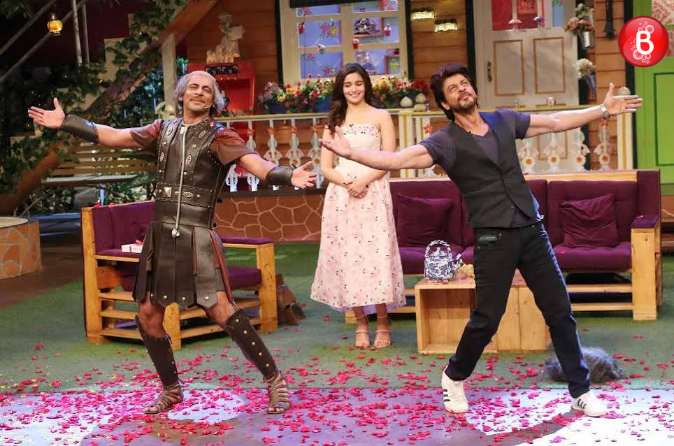 Shah Rukh Khan, Alia Bhatt and Sunil Grover