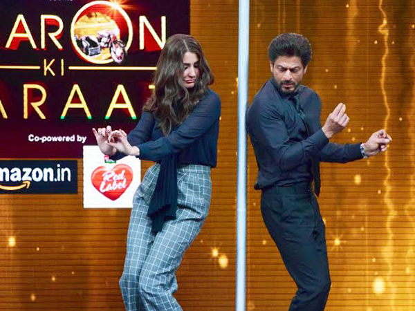 VIEW PICS: When Shah Rukh Khan did a pole dance with Anushka Sharma on 'Yaaron Ki Baraat'
