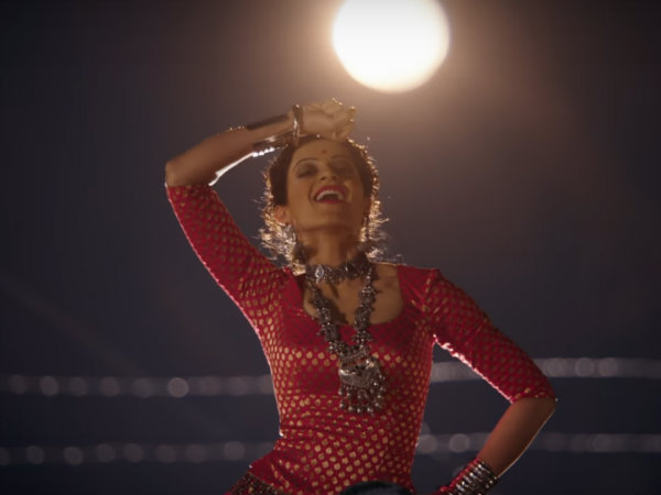 WATCH: Kangana Ranaut's desi thumkas in 'Mere Miyan Gaye England' from 'Rangoon'