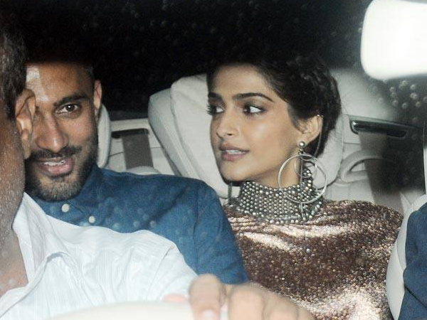 Sonam Kapoor and rumoured boyfriend Anand Ahuja have an adorable flowery chat on Insta