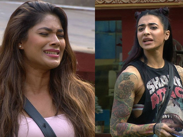 What made Bani J go violent and kick a contestant on 'Bigg Boss 10'?