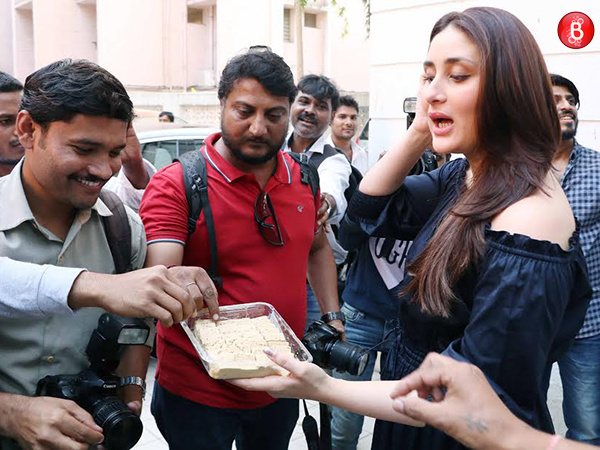PICS: Kareena Kapoor Khan distributes sweets to media persons on arrival of Taimur Ali Khan