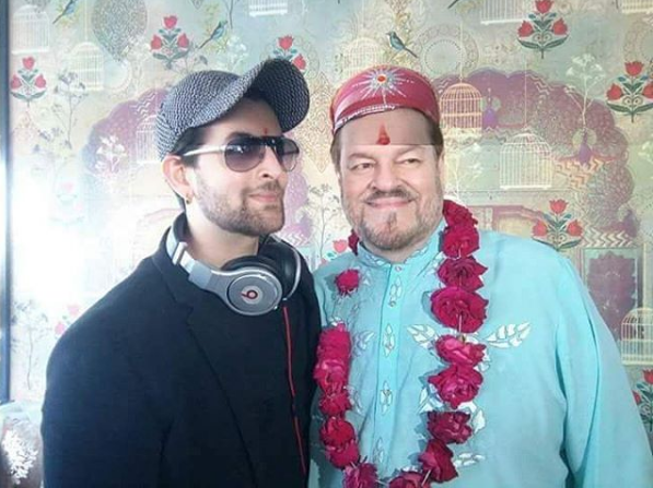 Neil Nitin Mukesh with father Nitin Mukesh