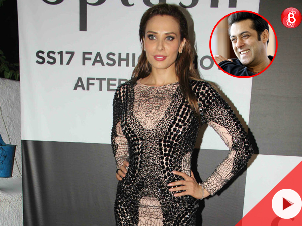 Iulia Salman Vacation