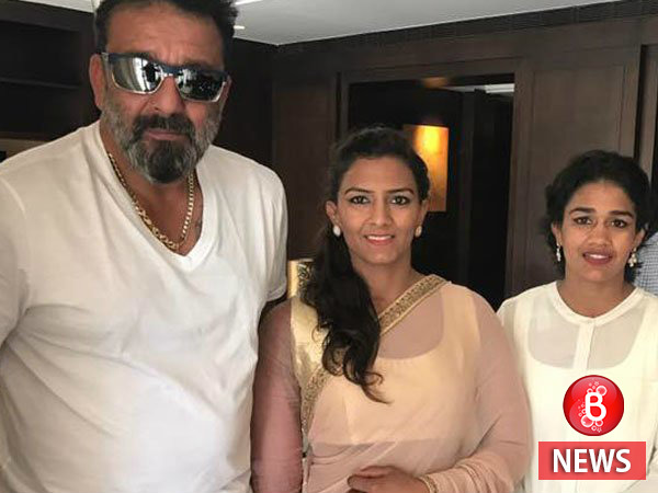 When the Phogat sisters had a fan moment with Sanjay Dutt