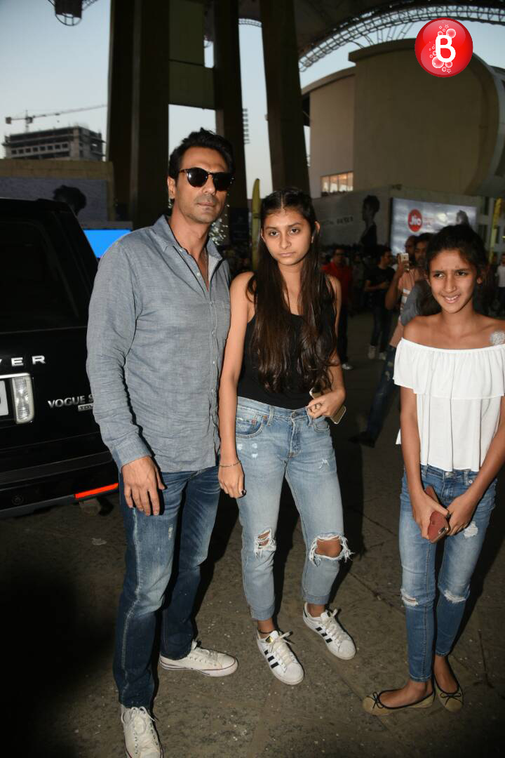 Arjun Rampal with his kids