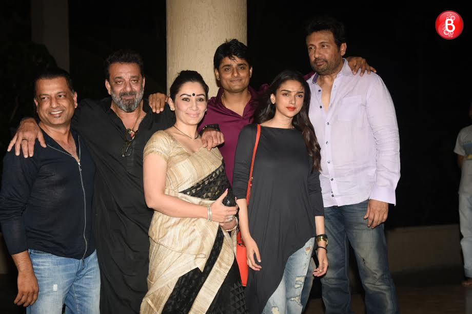 Sanjay Dutt, Maanayata Dutt, Aditi Rao Hydari and team ‘Bhoomi’