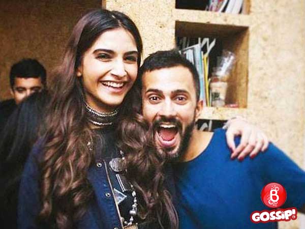 Did Sonam Kapoor celebrate her first date anniversary with alleged beau Anand Ahuja?