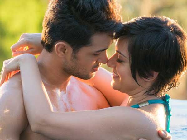 'Shab': Check out some breathtaking stills of Ashish Bisht and Arpita Chatterjee from song 'Aawari'