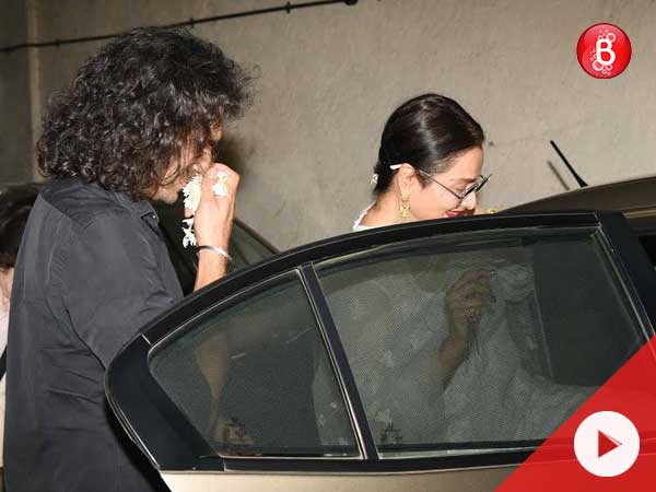 Why did Rekha remove her gajra and give it to Imtiaz Ali? Watch video