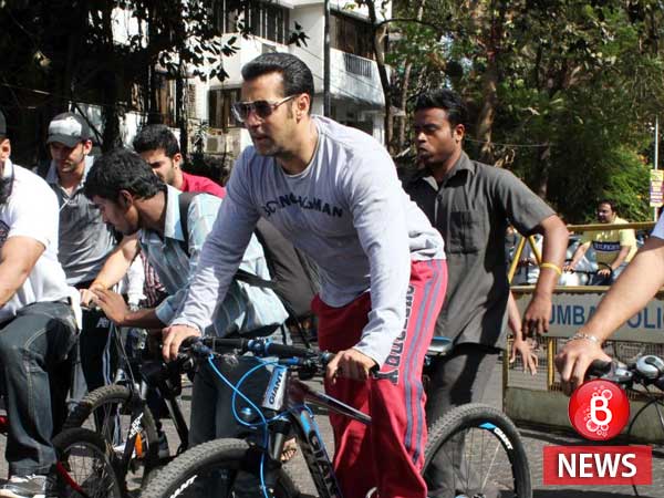 Salman-Khan-cycle