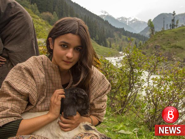 When Alia Bhatt shot like a nomad and peed on the roads