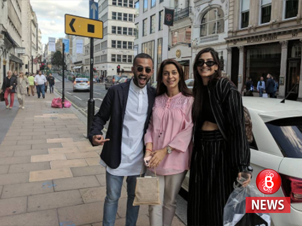 Sonam Kapoor and Anand Ahuja have a fan moment as they bump into Juhi Chawla in London