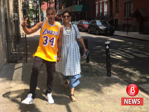 We just can't get enough of Sonam and Anand's sweet moments in NYC