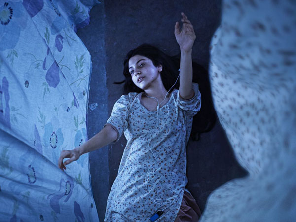 Anushka wants people to keep guessing about 'Pari'