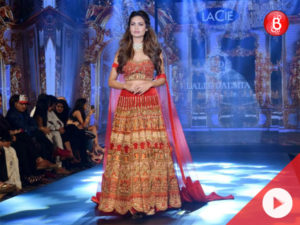 Watch: Esha Gupta looks gorgeous as she turns showstopper at a recent fashion show