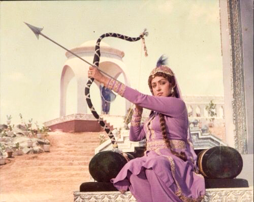 Actresses who played queens