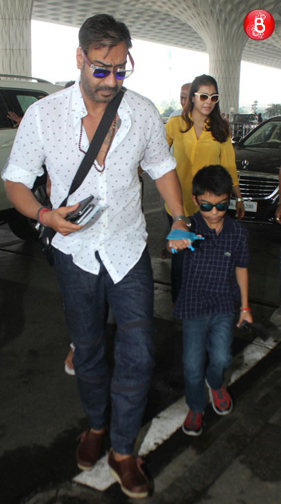 Ajay Devgn and Kajol at airport