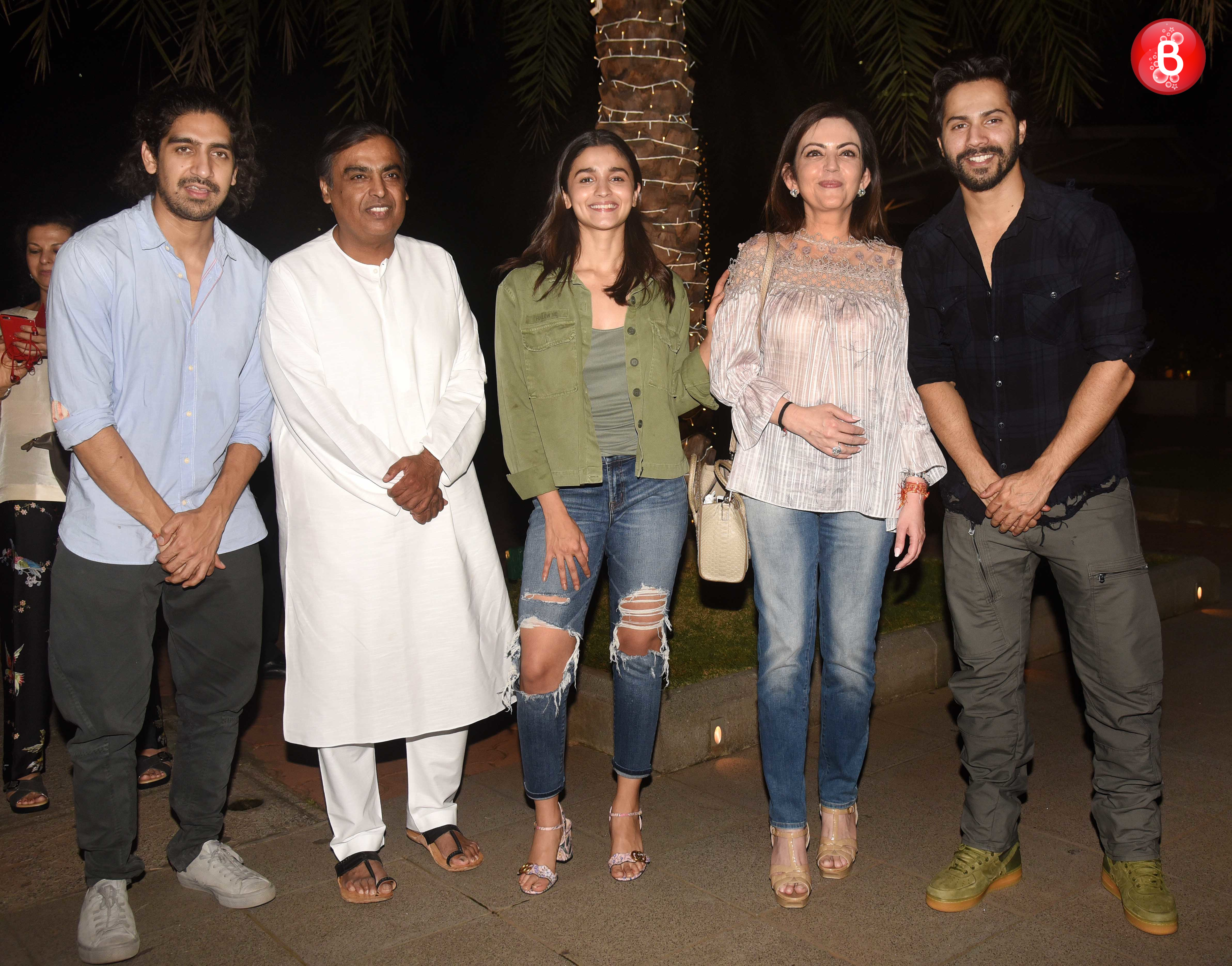 Ayan, Mukesh, Nita, Alia and Varun picture