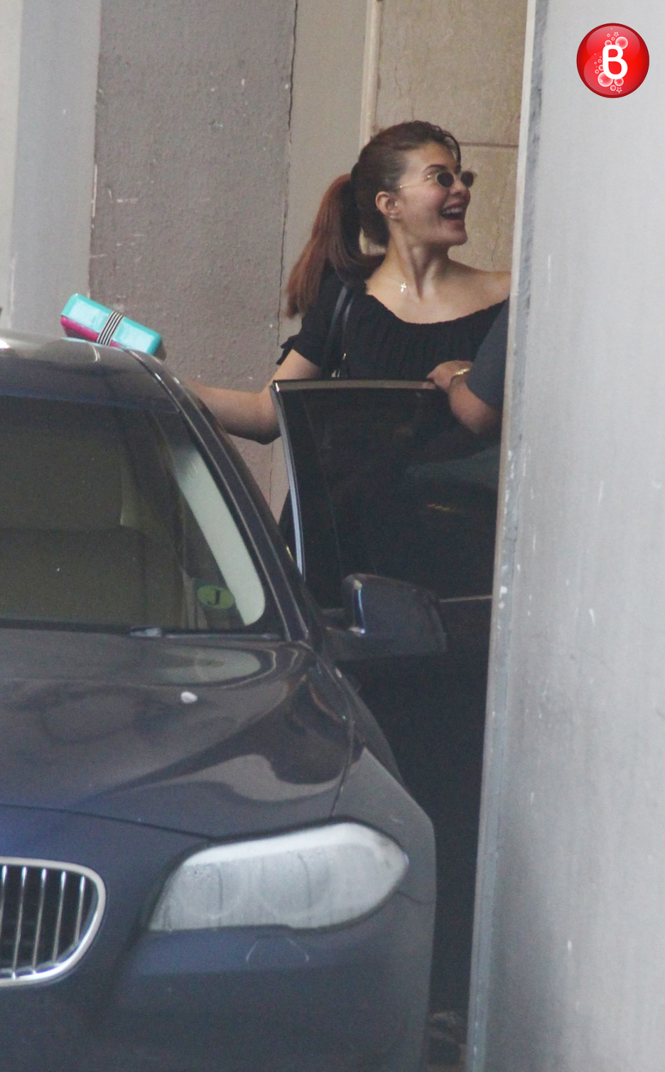 Jacqueline Fernandez at Ramesh Taurani's office