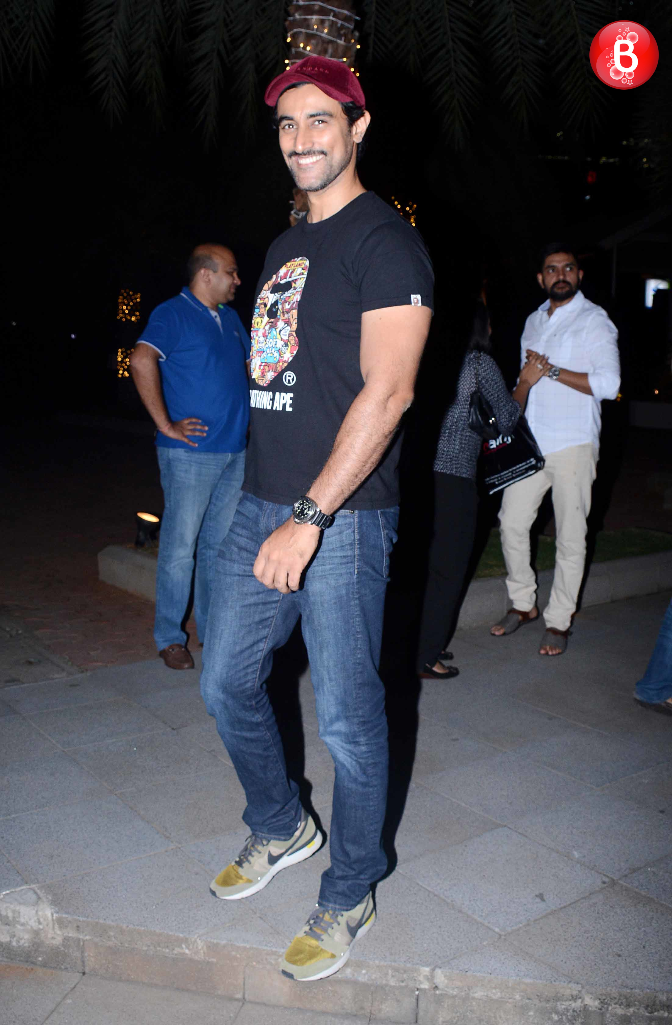 Bollywood celebs at sikander kher birthday