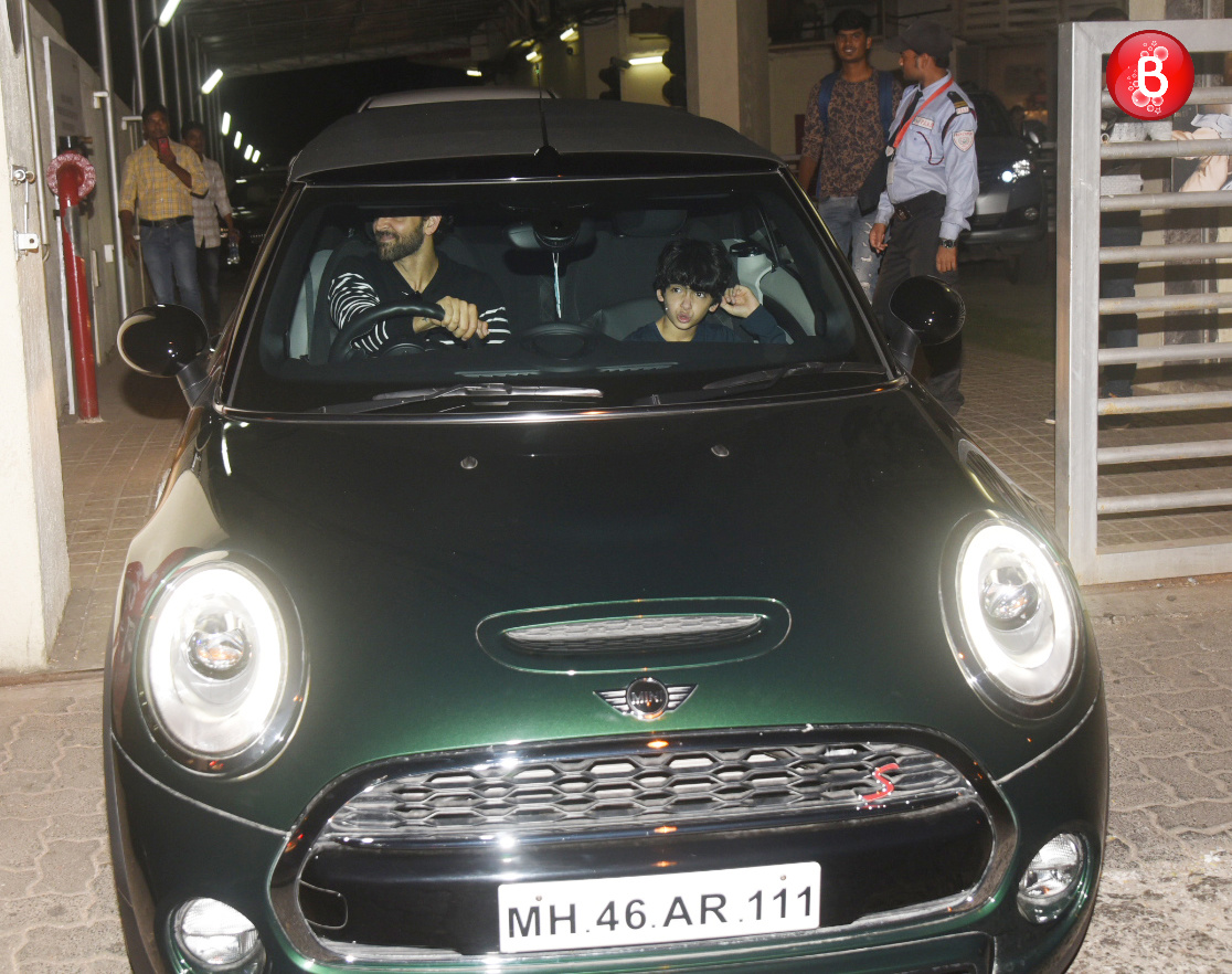 Hrithik Roshan family