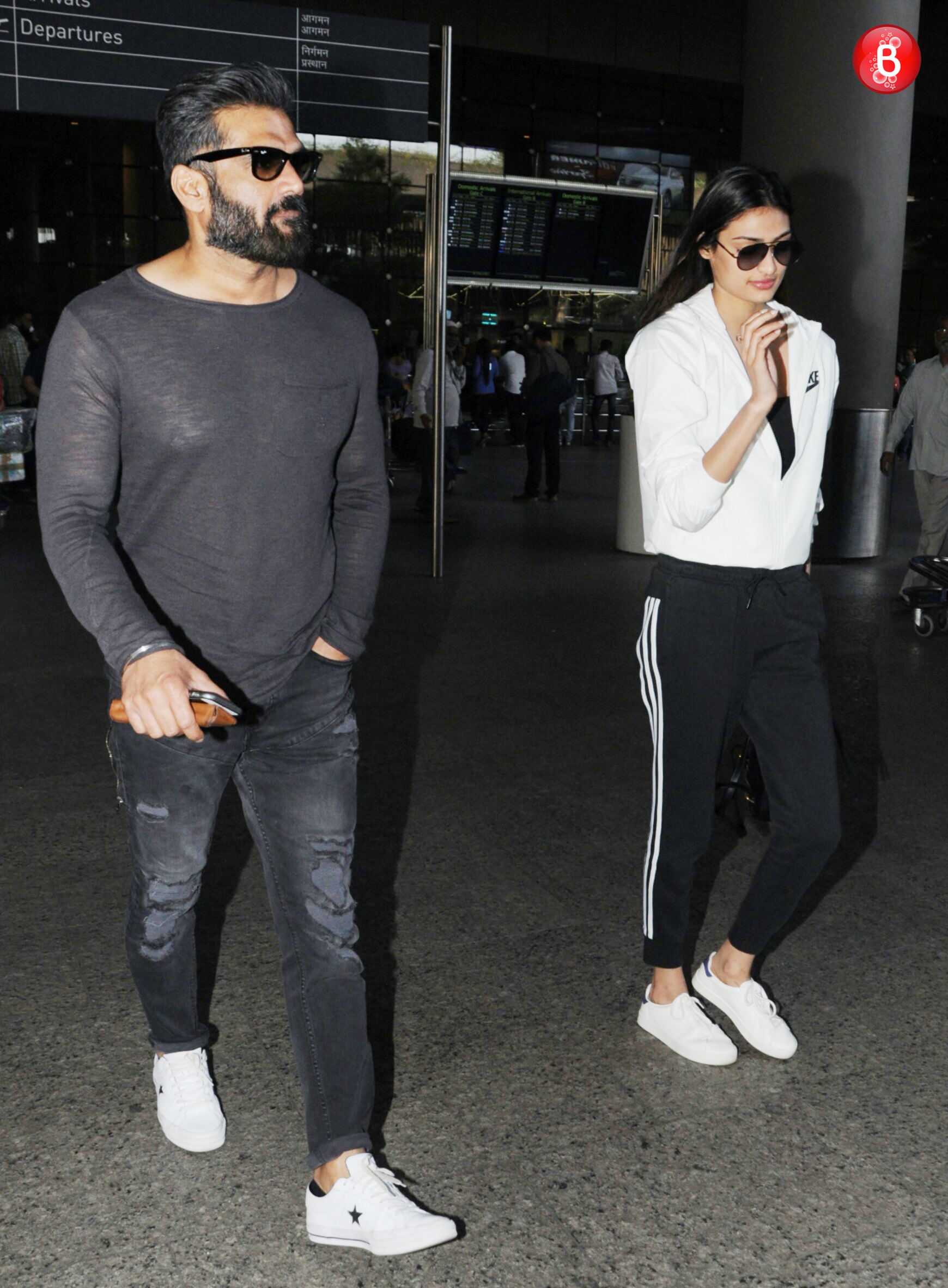 Athiya and Suniel Shetty photos