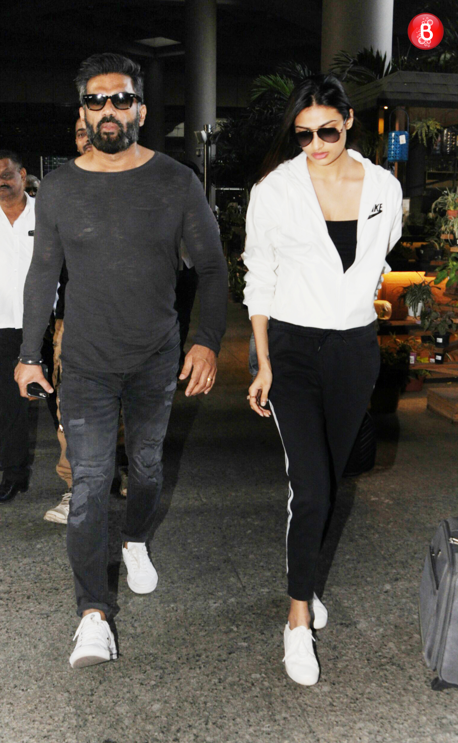 Athiya and Suniel Shetty photos
