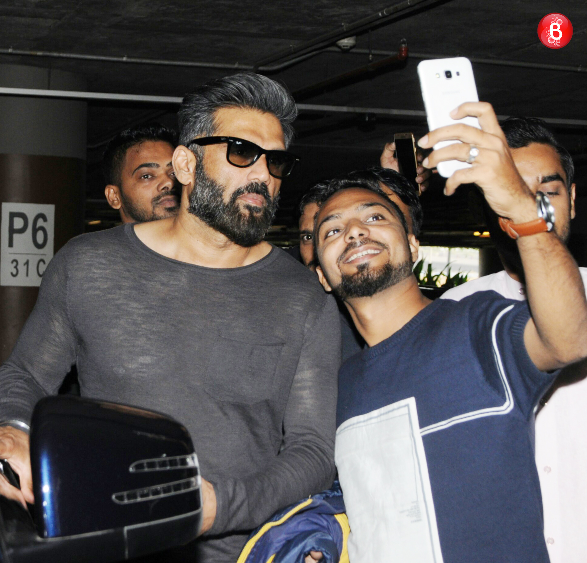 Athiya and Suniel Shetty photos