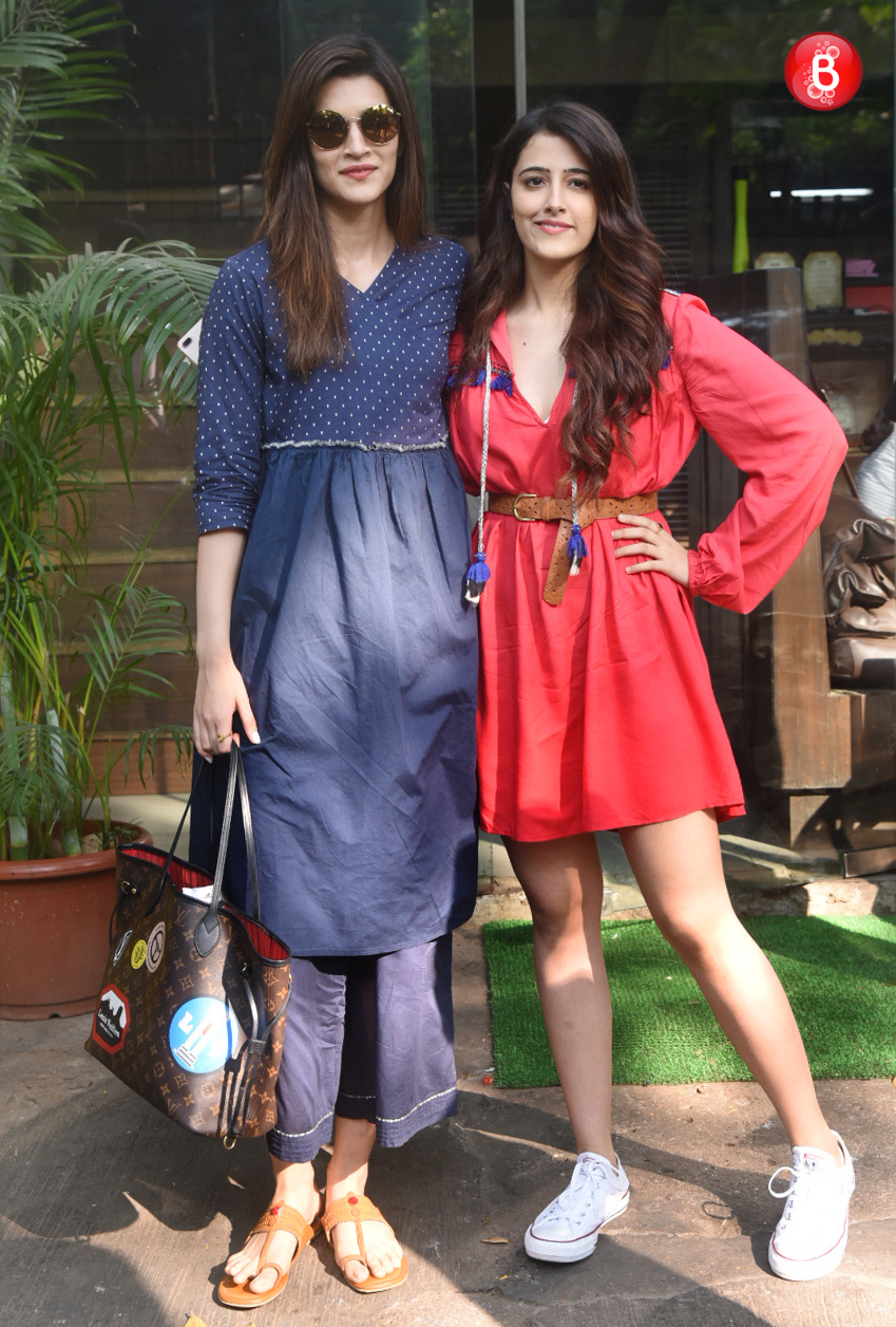 Kriti Sanon and Nupur Sanon