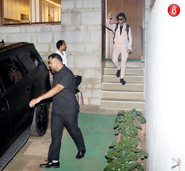 Ranveer Singh at Zoya Akhtar's house pictures