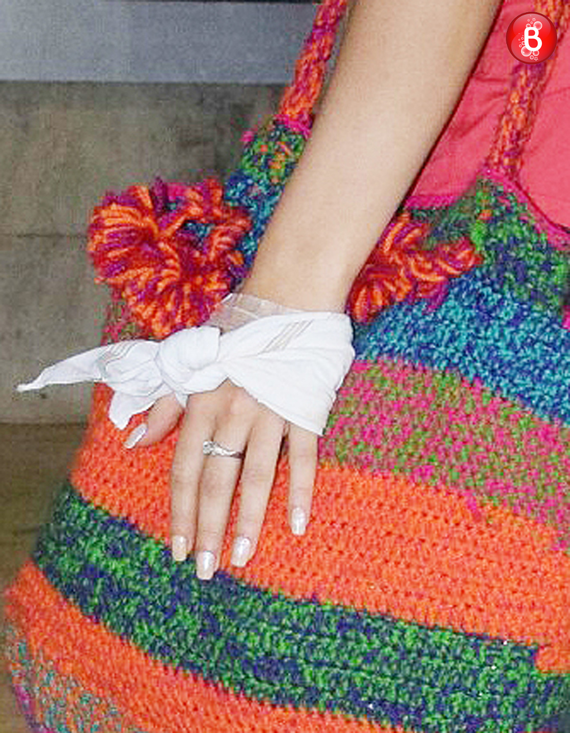 Sara Ali Khan is spotted injured