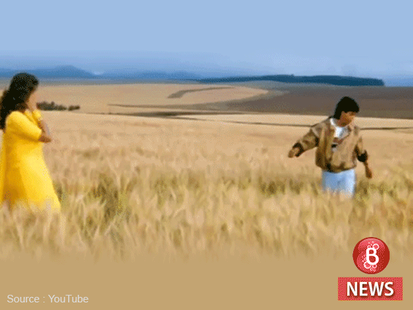 Shah Rukh Khan famous pose