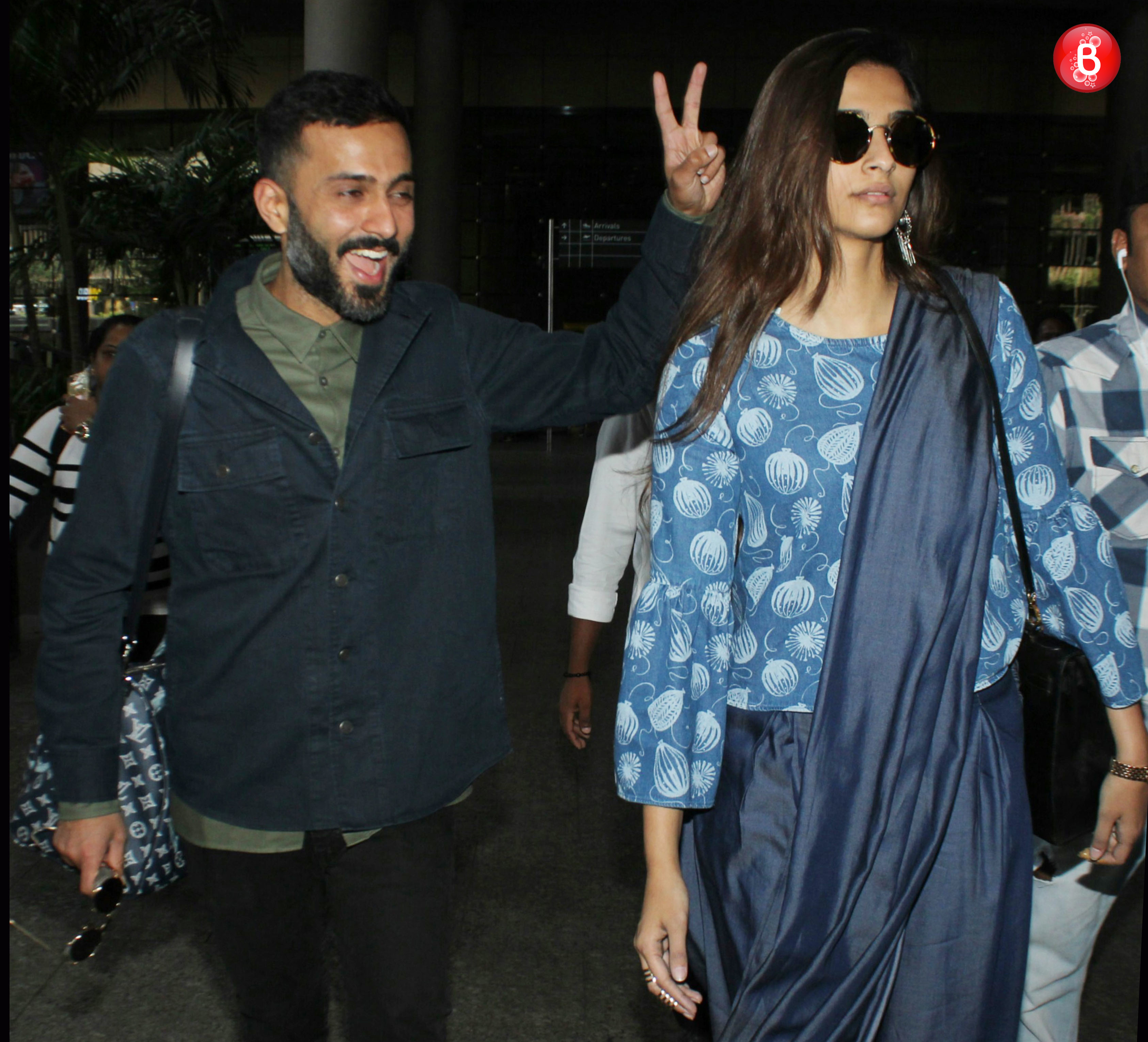 Sonam Kapoor and Anand Ahuja at airport