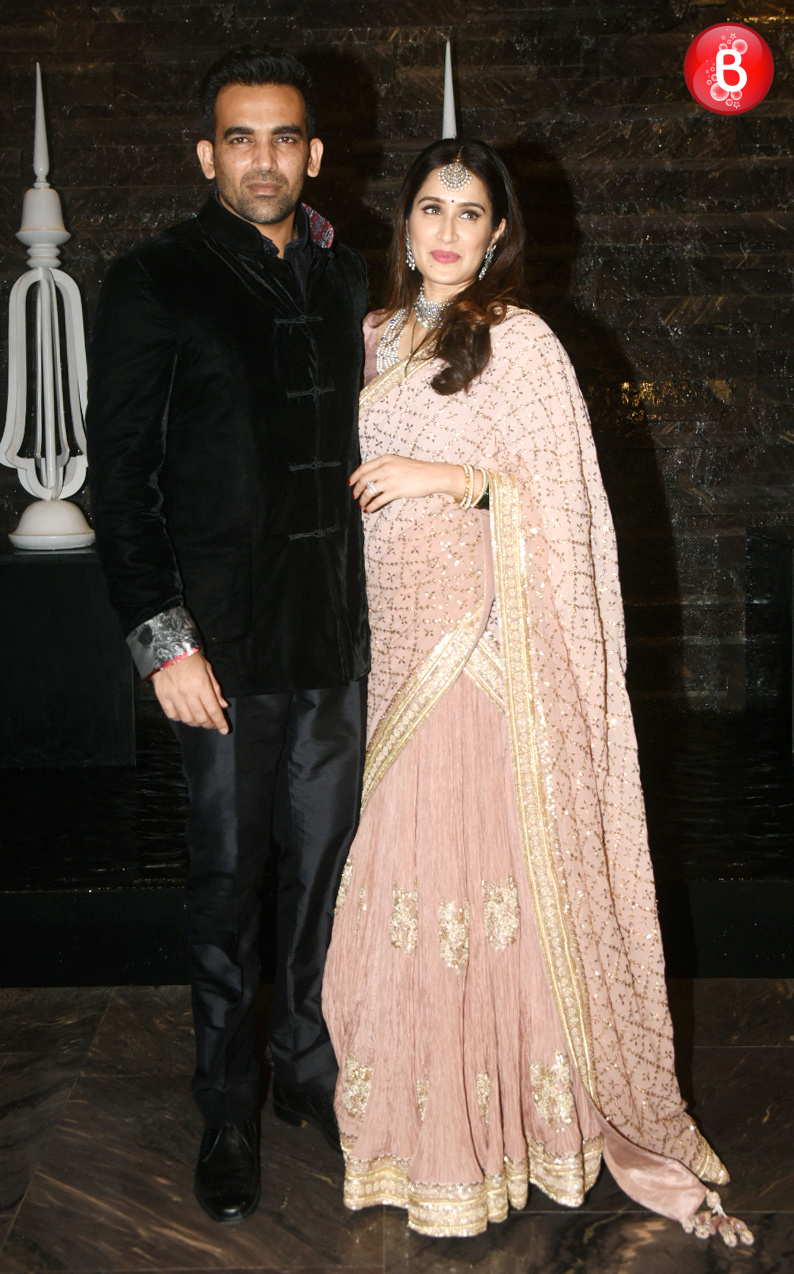 Zaheer-Sagarika's post shaadi cocktail bash was one grand affair!