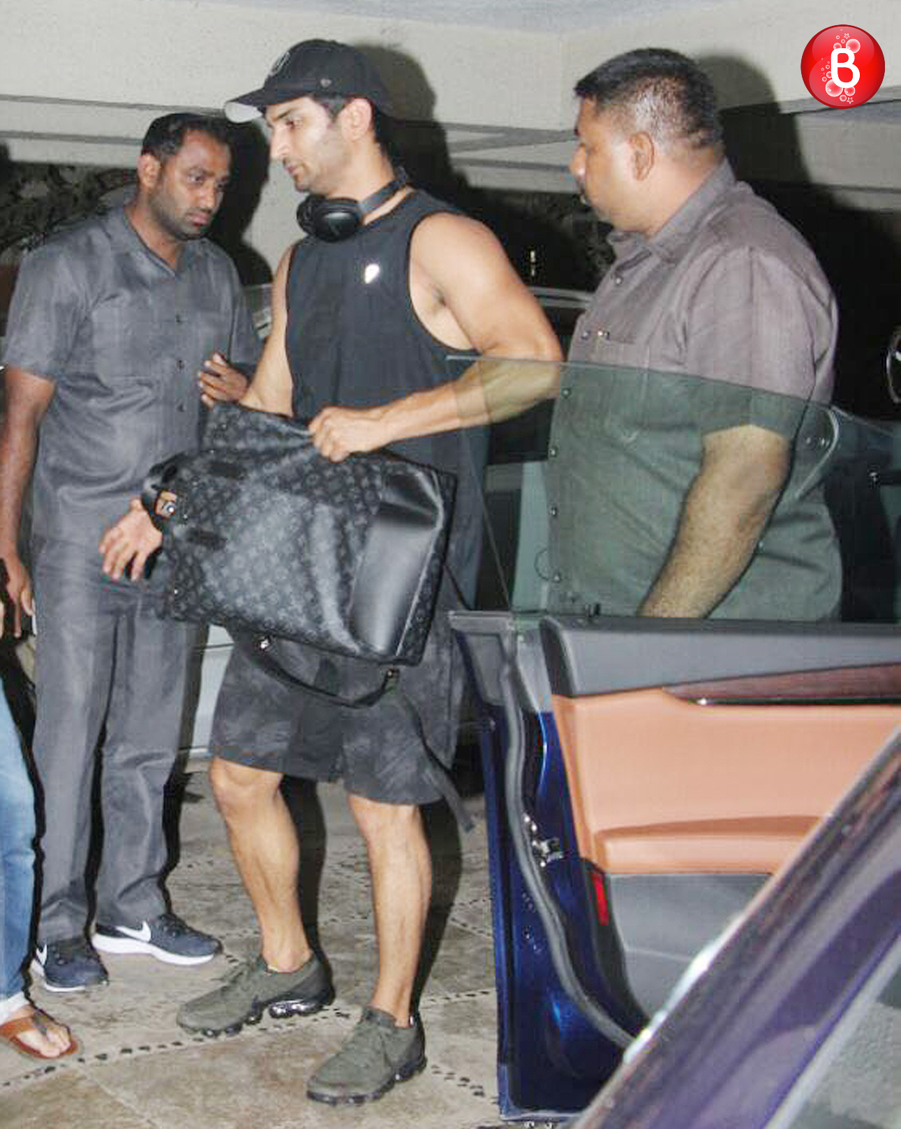 sushant sara spotted